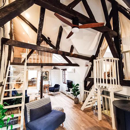 부르주 Loft Atypique Au Calme Avec Cour Privative 아파트 외부 사진