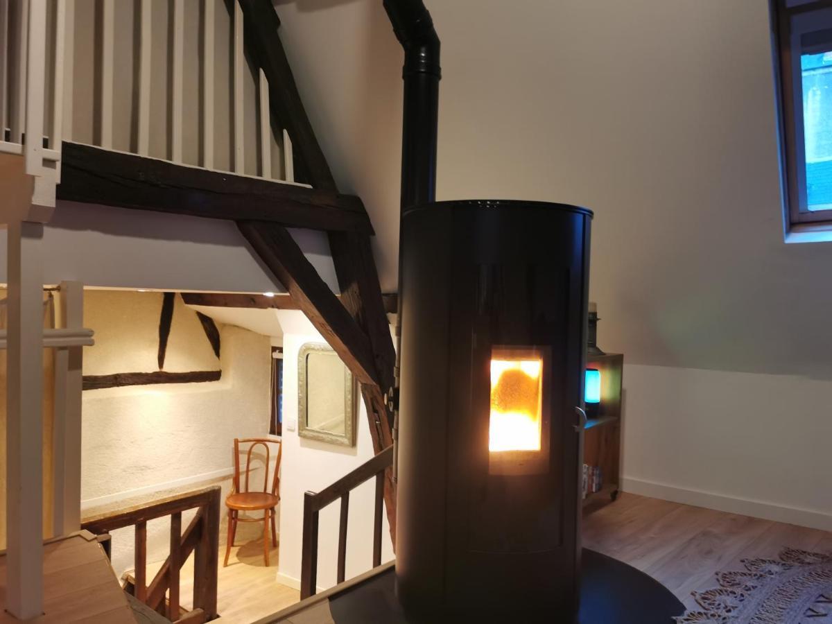 부르주 Loft Atypique Au Calme Avec Cour Privative 아파트 외부 사진