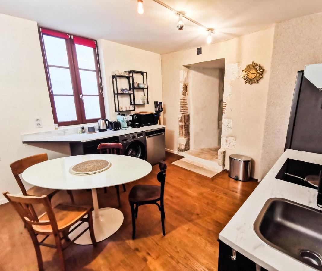 부르주 Loft Atypique Au Calme Avec Cour Privative 아파트 외부 사진